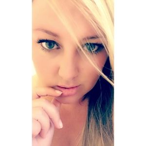 Meet your Posher, Jaine